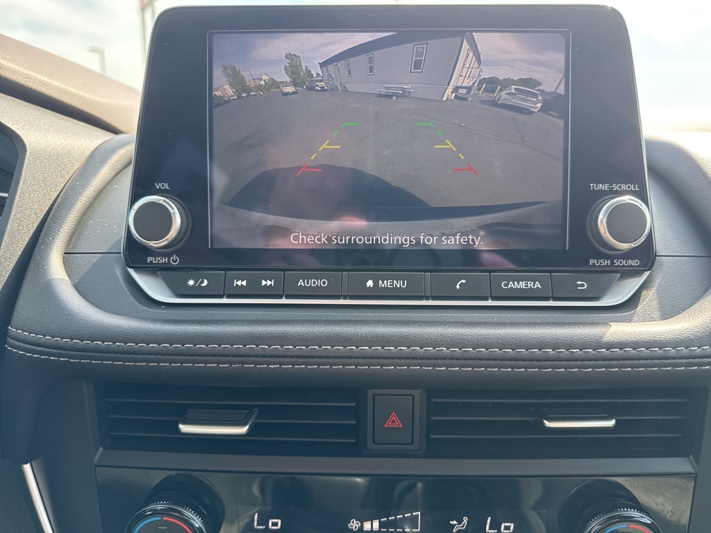 2023 Nissan Rogue SV photo 21