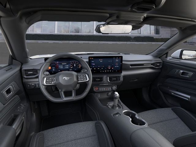 2025 FORD MUSTANG - Image 31