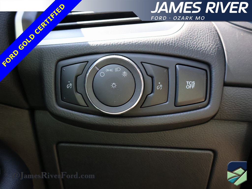 2024 Ford Edge SEL photo 25