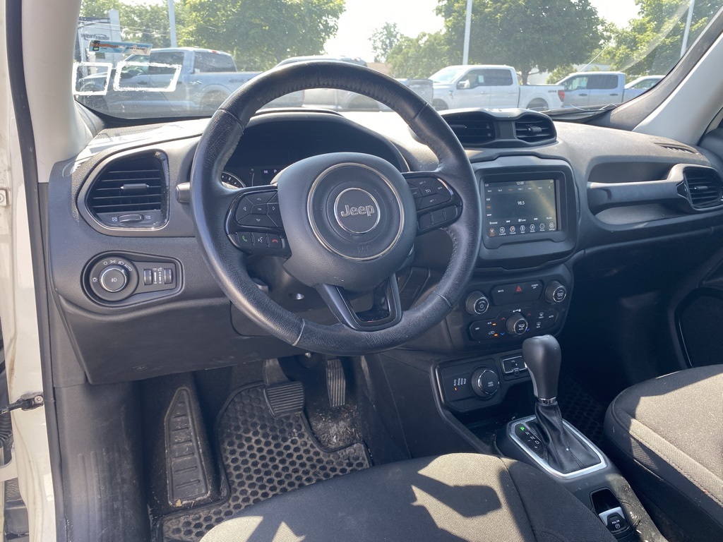 2020 Jeep Renegade Altitude photo 3