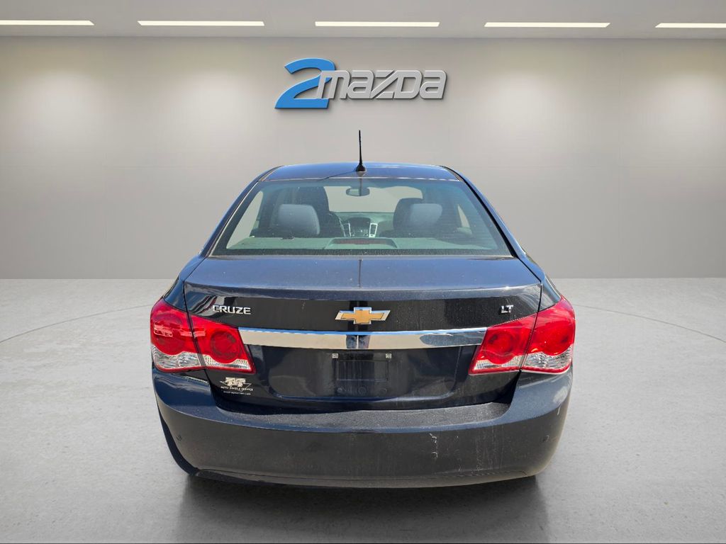2014 Chevrolet Cruze photo 4