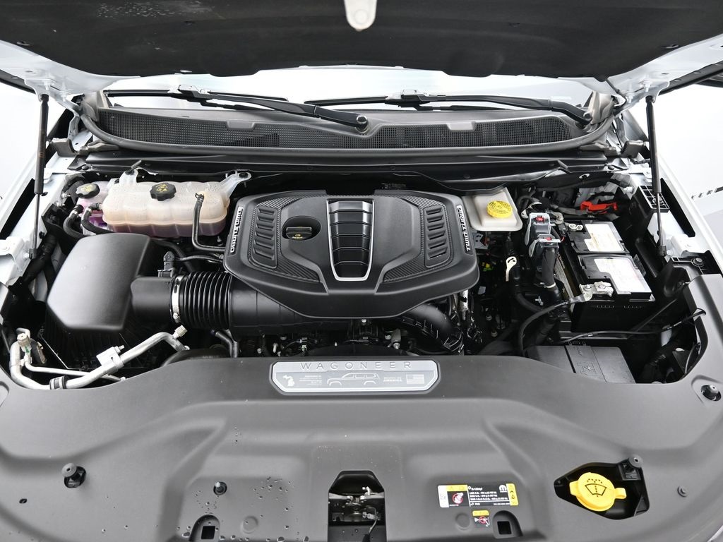2024 Jeep Wagoneer L Series III photo 28