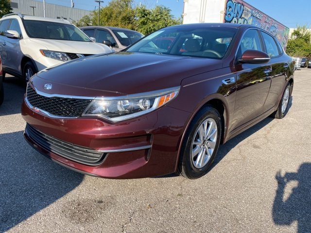 2016 Kia Optima LX photo 3