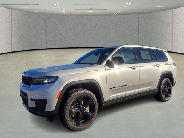 2025 Jeep Grand Cherokee L Altitude's photo