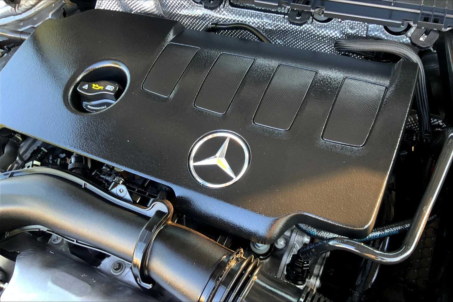 2022 Mercedes Benz GLB 250 photo 30