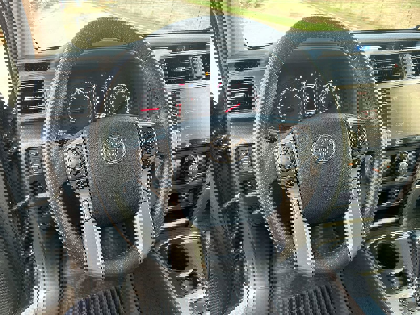 2020 Toyota 4Runner SR5 Premium 2WD photo 14