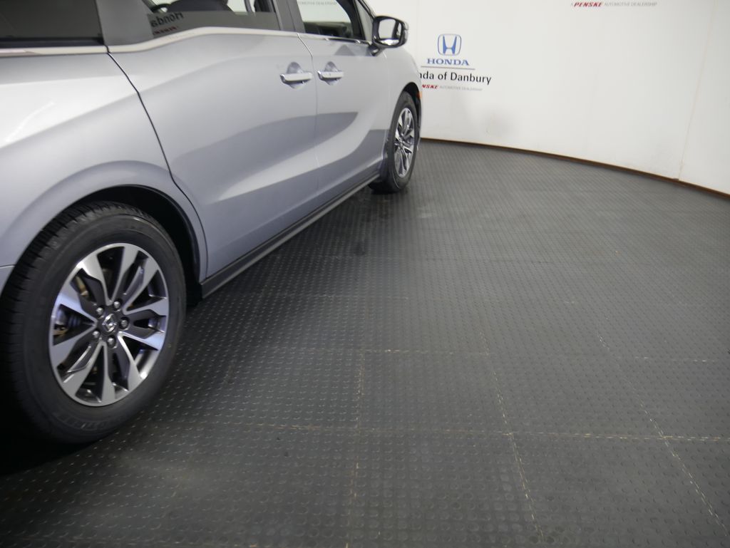 2023 Honda Odyssey EX-L photo 5