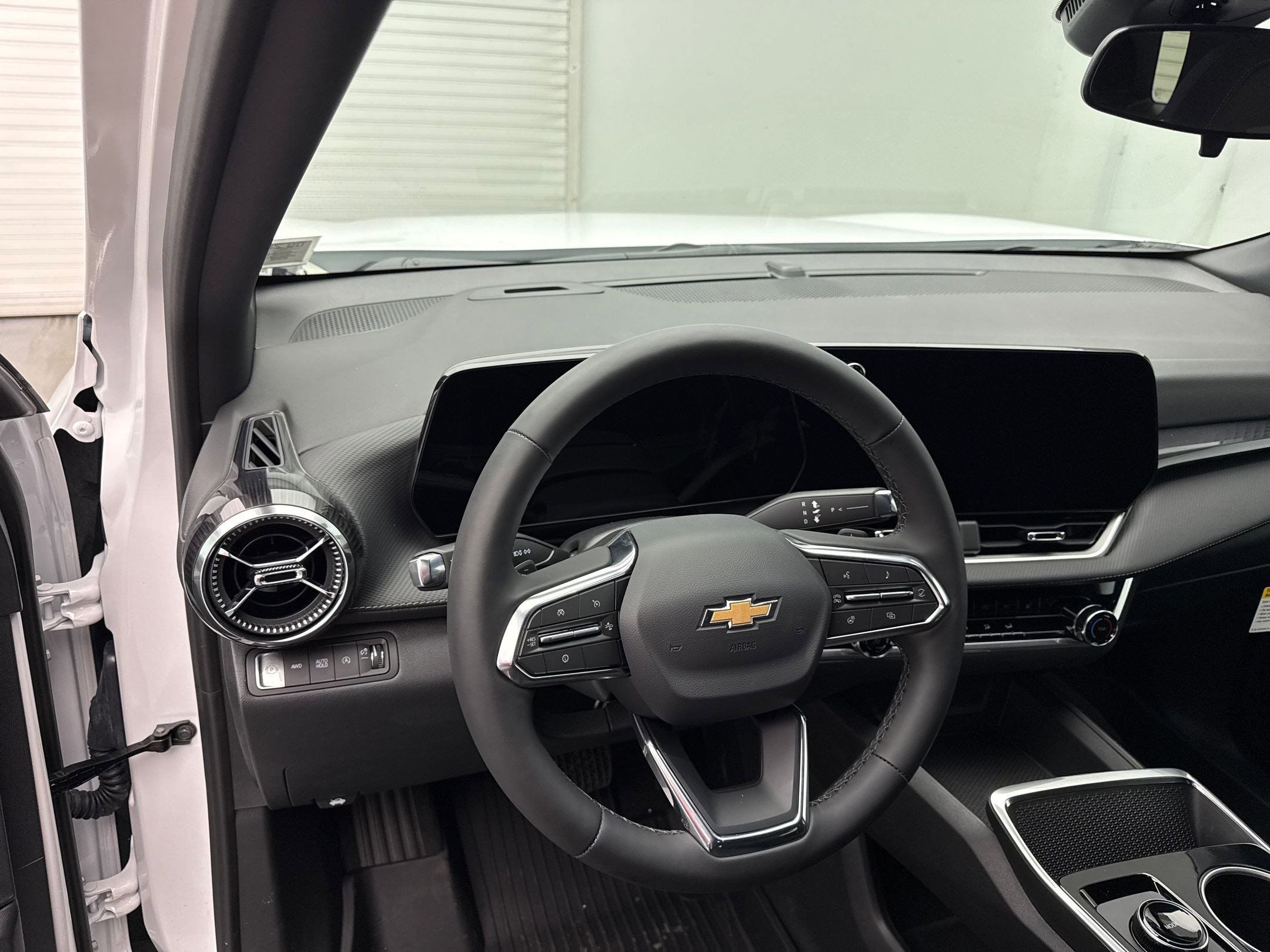 2026 Chevrolet Equinox LT photo 29