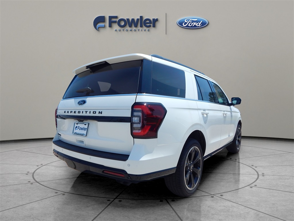 2024 Ford Expedition Limited photo 3