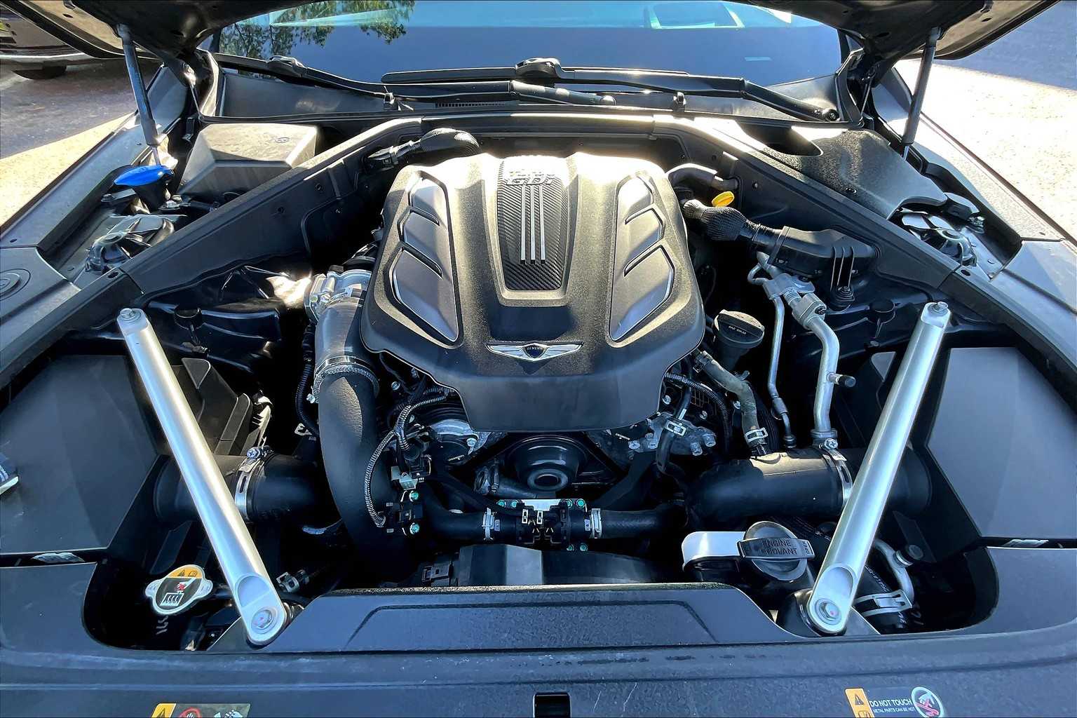 2017 Genesis G90 3.3T Premium photo 28