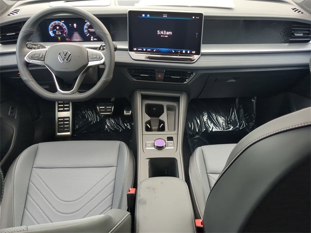 2025 Volkswagen Tiguan SE R-Line Black photo 12