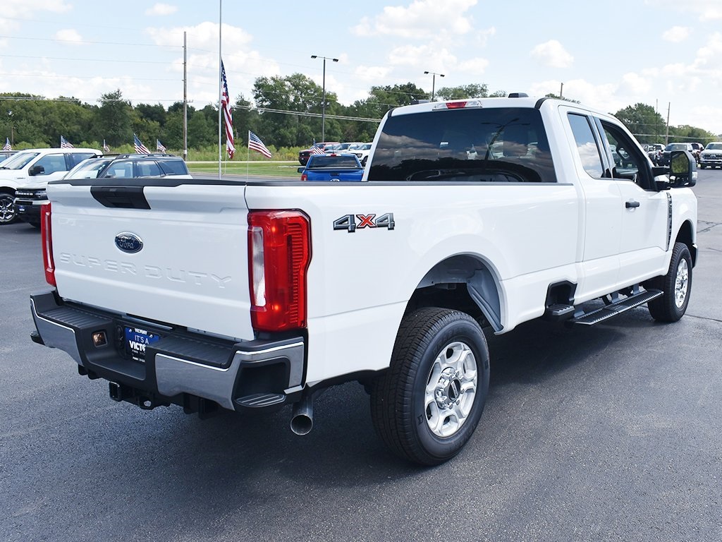 2026 Ford F-250 XLT photo 11