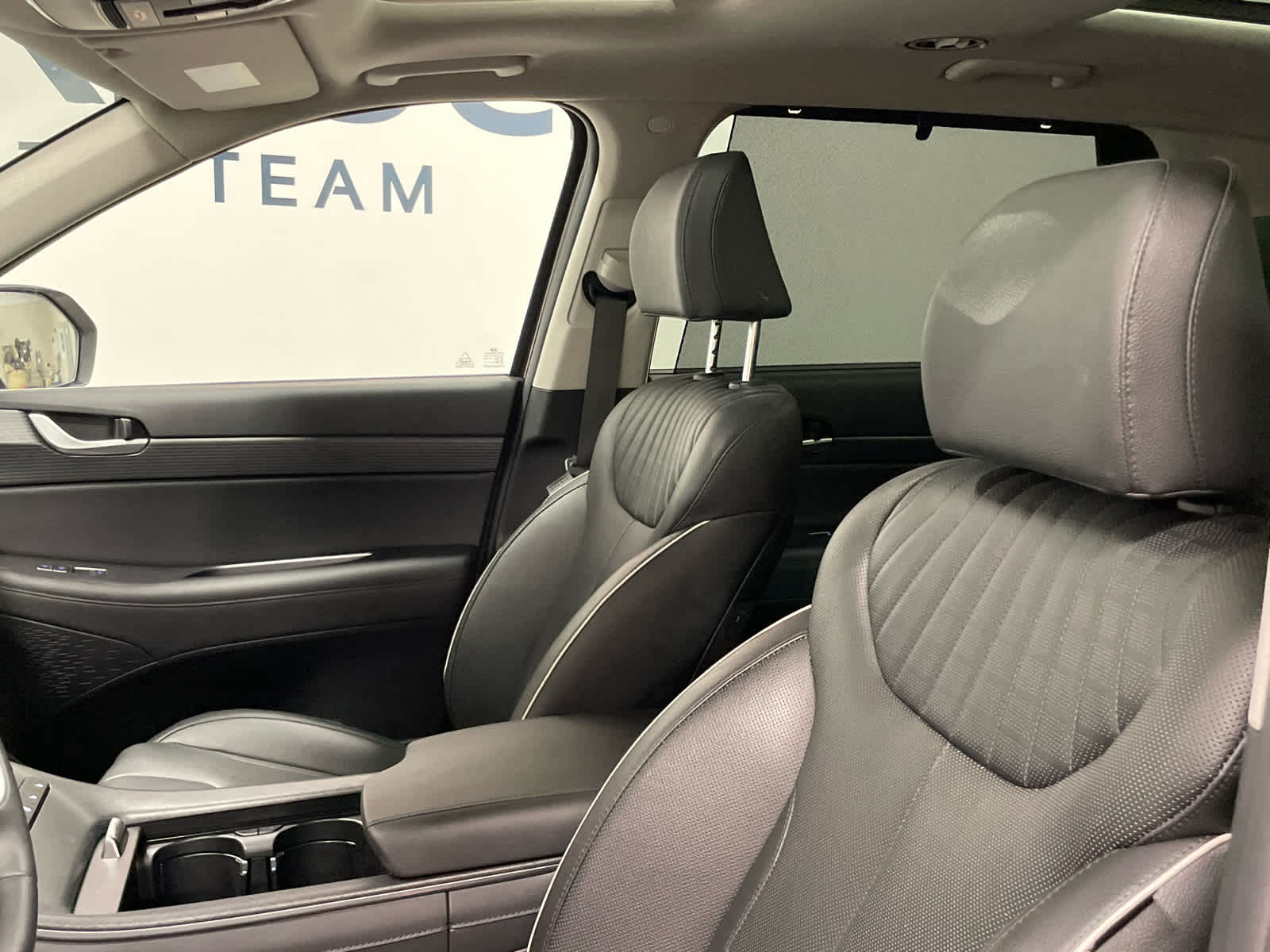 2024 Hyundai Palisade Limited photo 25