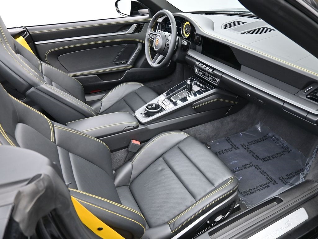 2021 Porsche 911 S photo 9