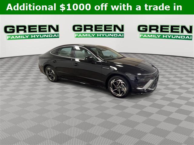 2025 Hyundai Sonata SEL Convenience photo 2
