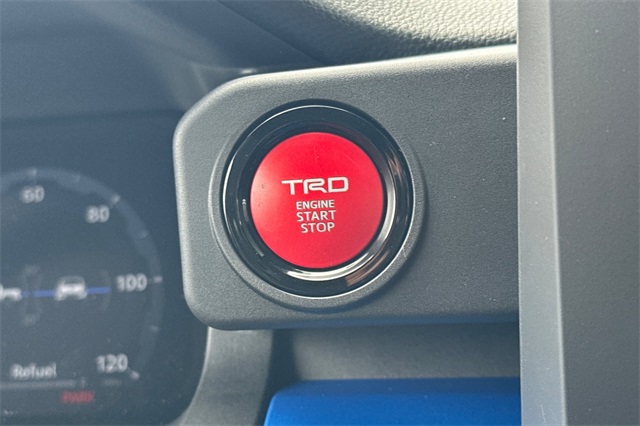 2025 Toyota Tacoma TRD Sport 4x4 Double Cab photo 23
