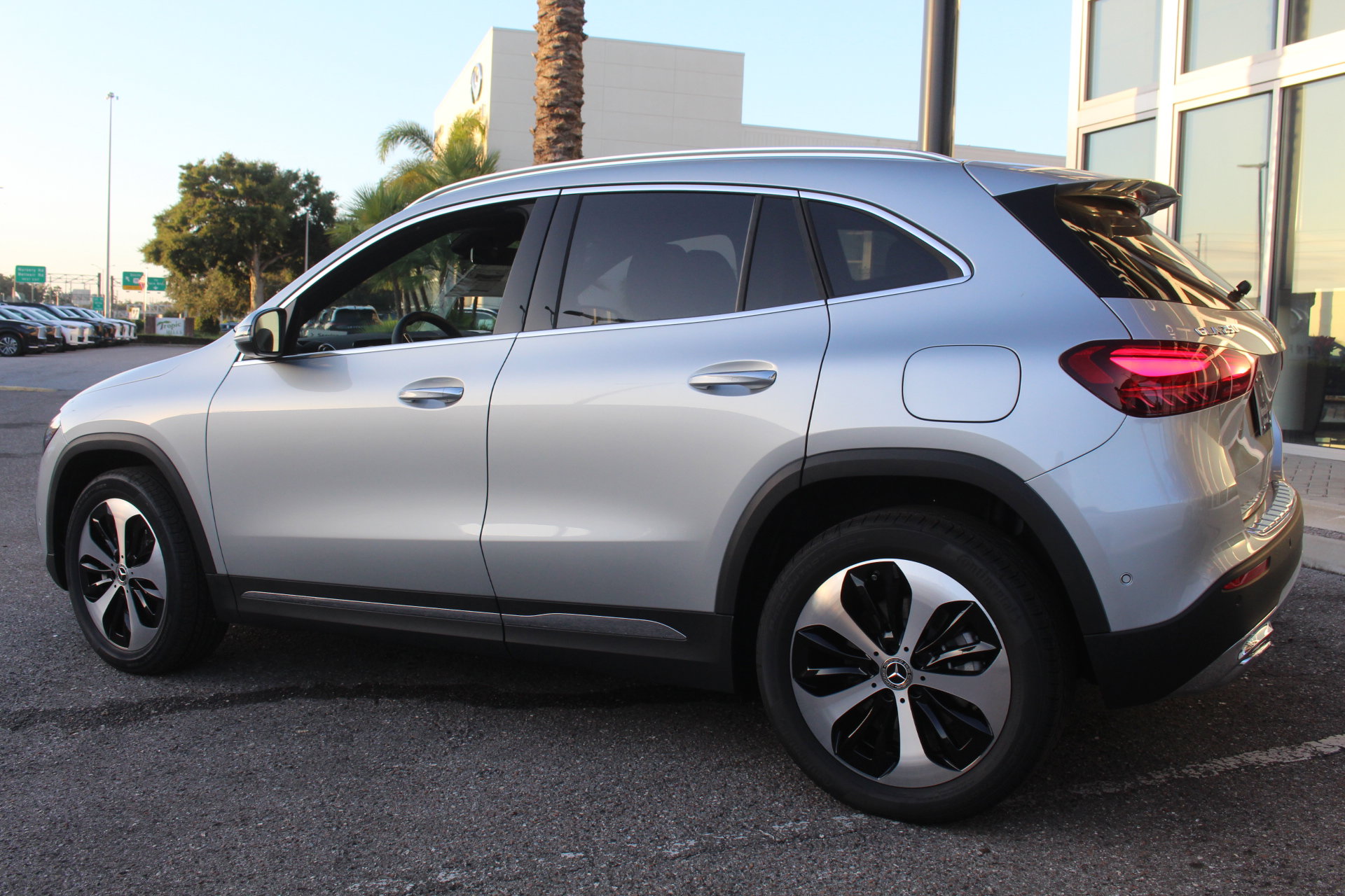 2026 Mercedes Benz GLA 250 photo 3