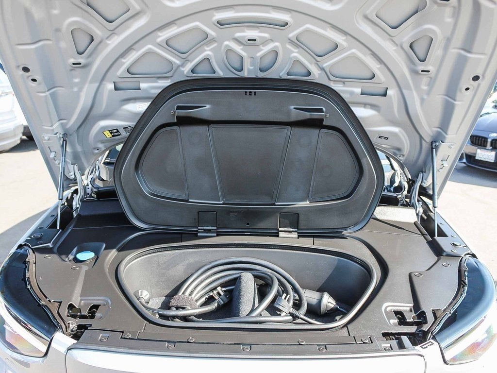 2023 Volvo C40 Recharge Ultimate photo 25