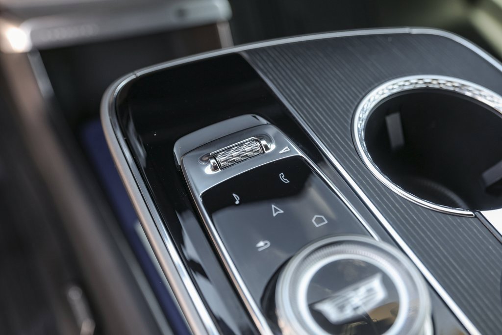 2024 Cadillac Lyriq Sport photo 18
