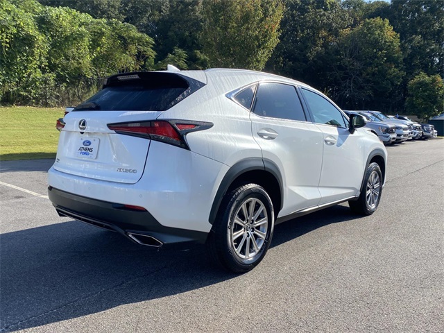 2021 Lexus NX 300 photo 3