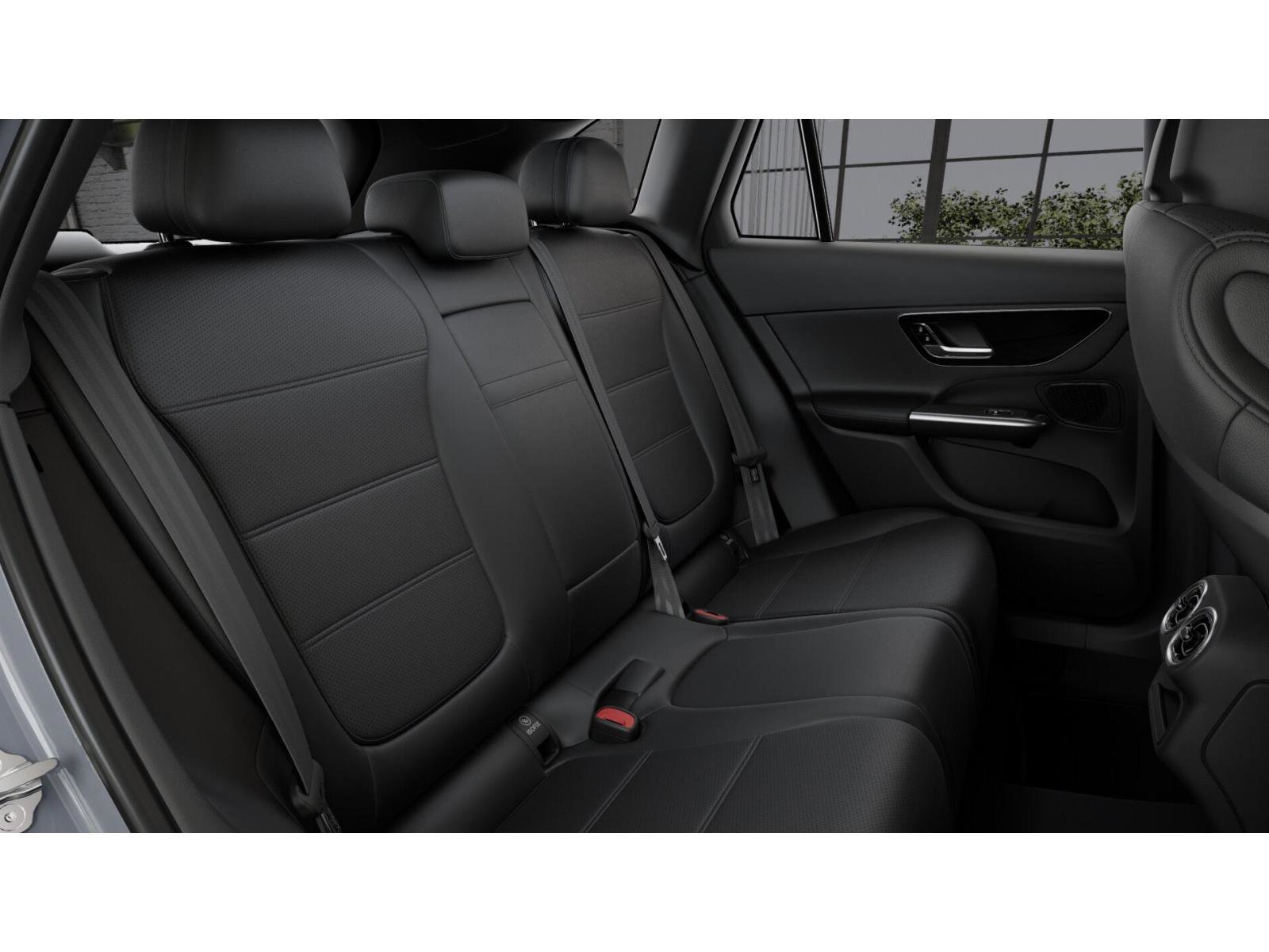 2025 Mercedes Benz GLC 300 4MATIC photo 5