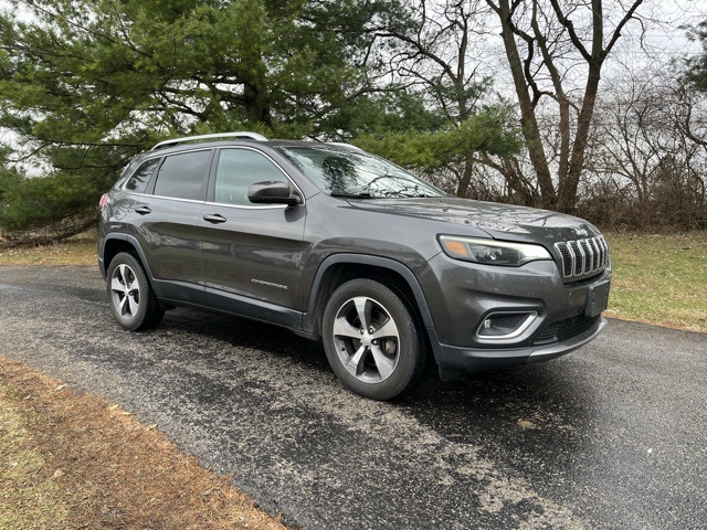 2019 Jeep Cherokee Limited's photo