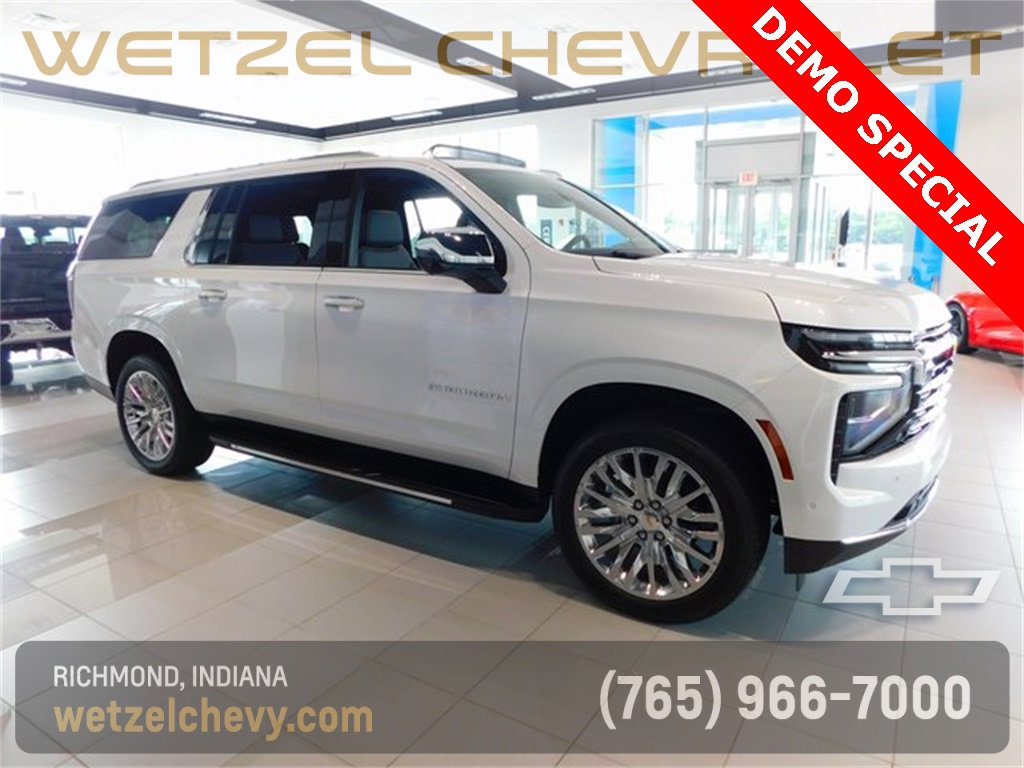 2025 Chevrolet Suburban Premier's photo