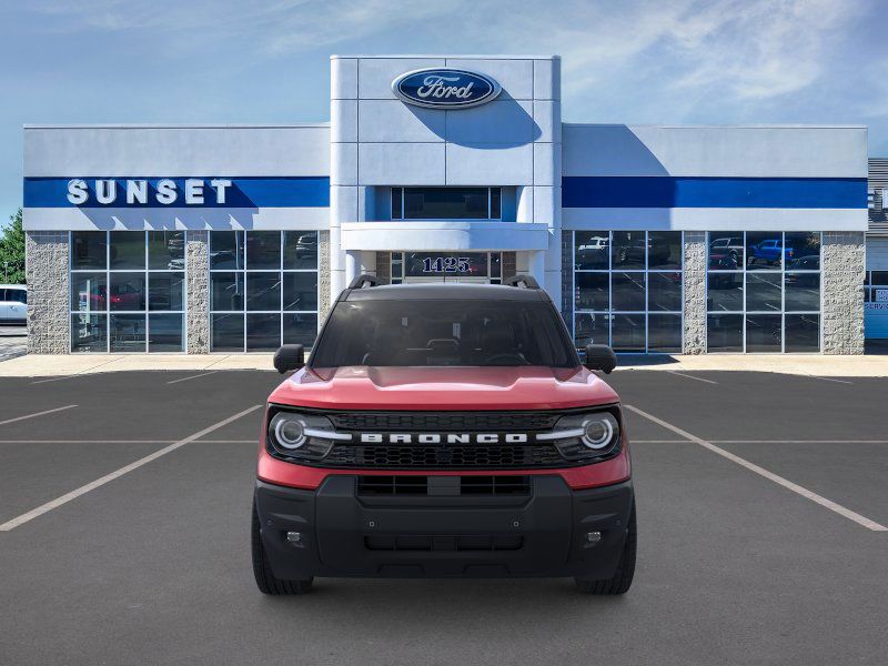 2025 Ford Bronco Sport Outer Banks photo 2