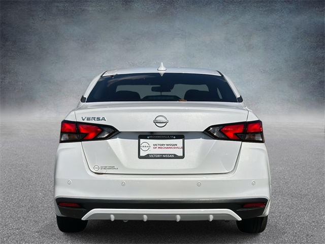 2025 Nissan Versa SV photo 3