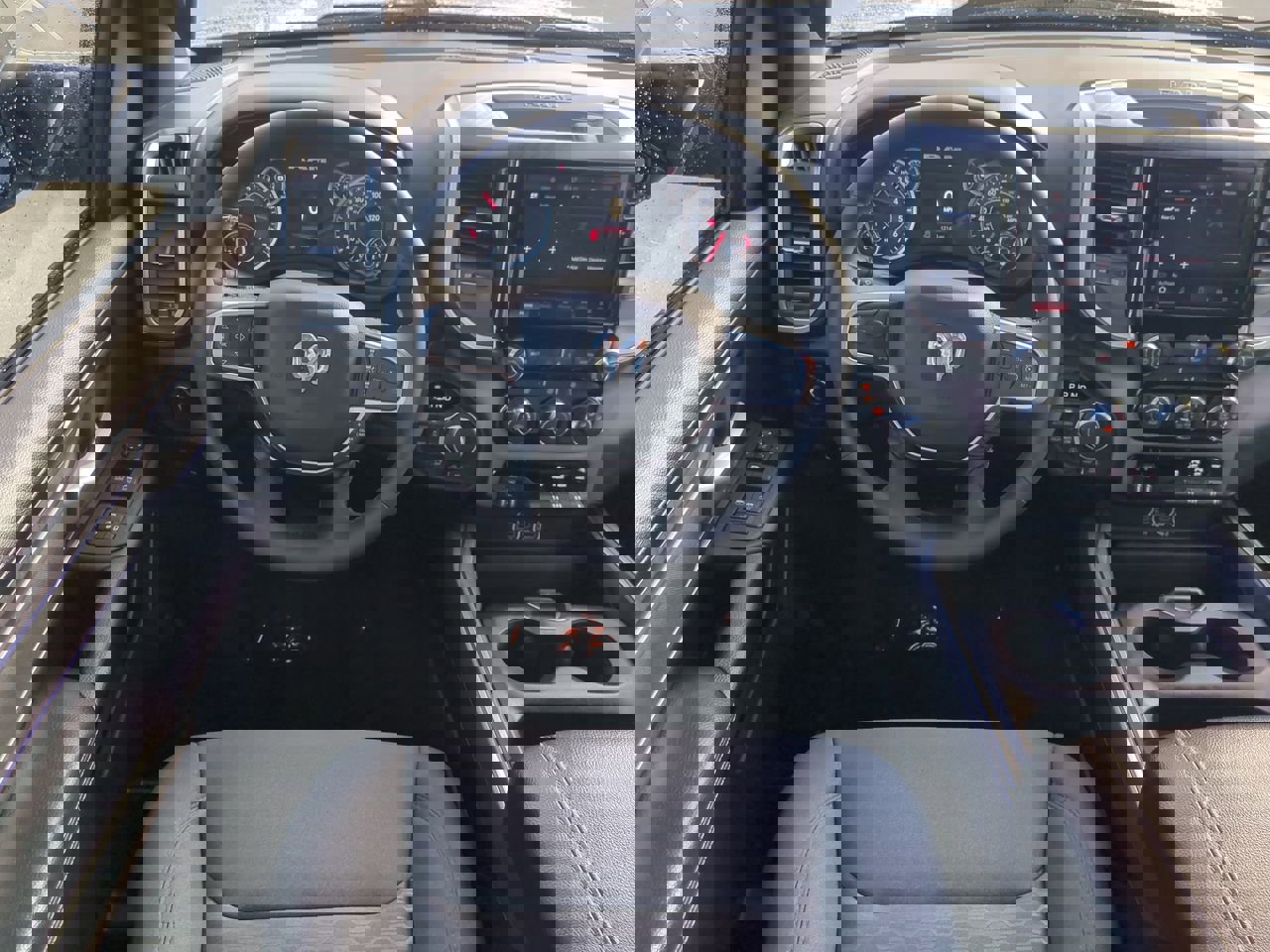 2025 Ram 1500 Big Horn photo 15