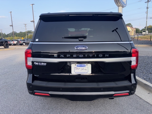 2024 Ford Expedition XLT photo 5