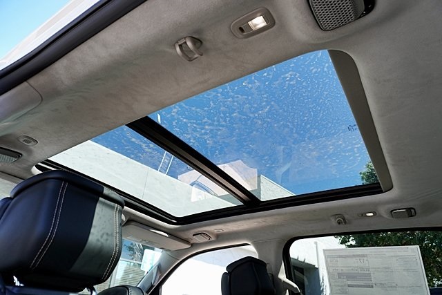 New 2026 Ivory White Tri-Coat Pearl-Coat Exterior Paint RAM Tungsten image 26