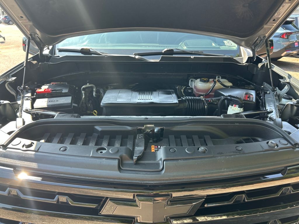 2023 Chevrolet Silverado 1500 RST photo 10