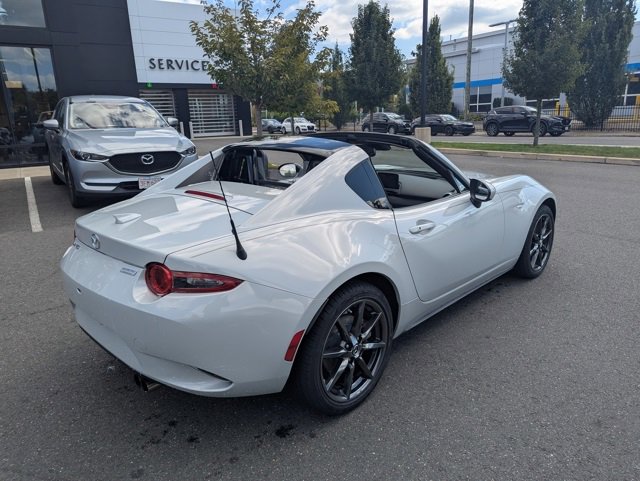 2019 Mazda MX-5 Miata Miata RF Grand Touring photo 3