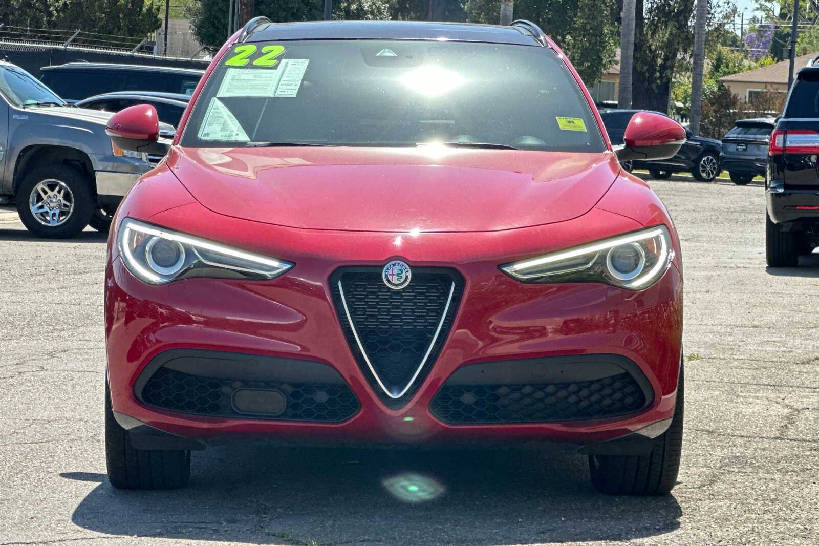 2022 Alfa Romeo Stelvio Ti photo 7
