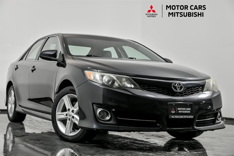 2013 Toyota Camry SE