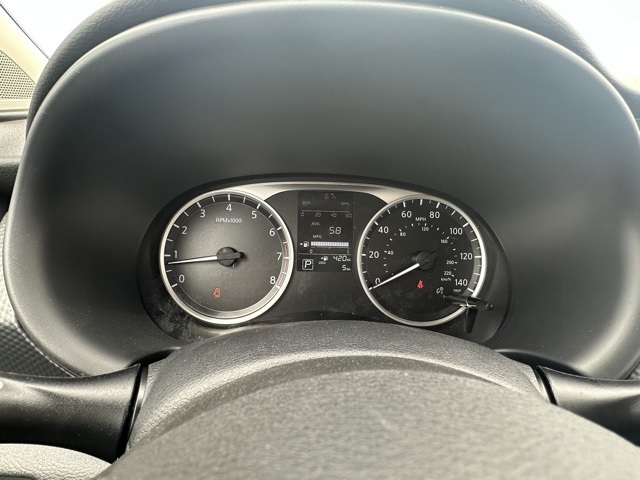 2025 Nissan Kicks Play S photo 12