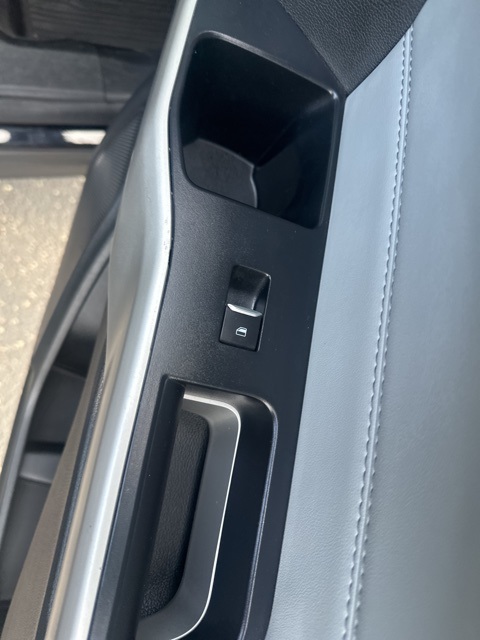 2021 Ford Explorer XLT photo 23