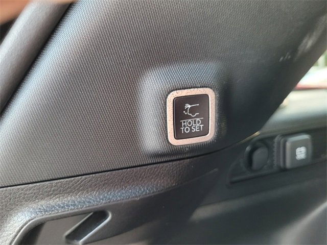 2022 Jeep Grand Cherokee Altitude photo 4