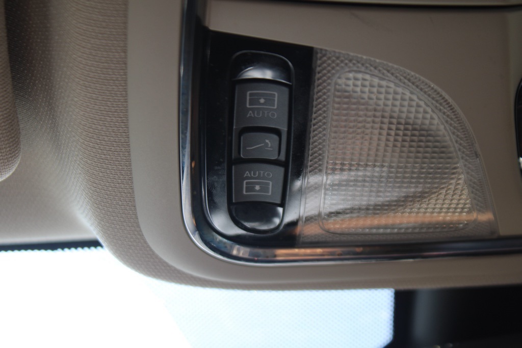 2016 Jeep Cherokee Trailhawk photo 29