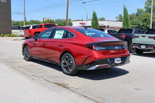 New 2025 Red Hyundai SEL image 3