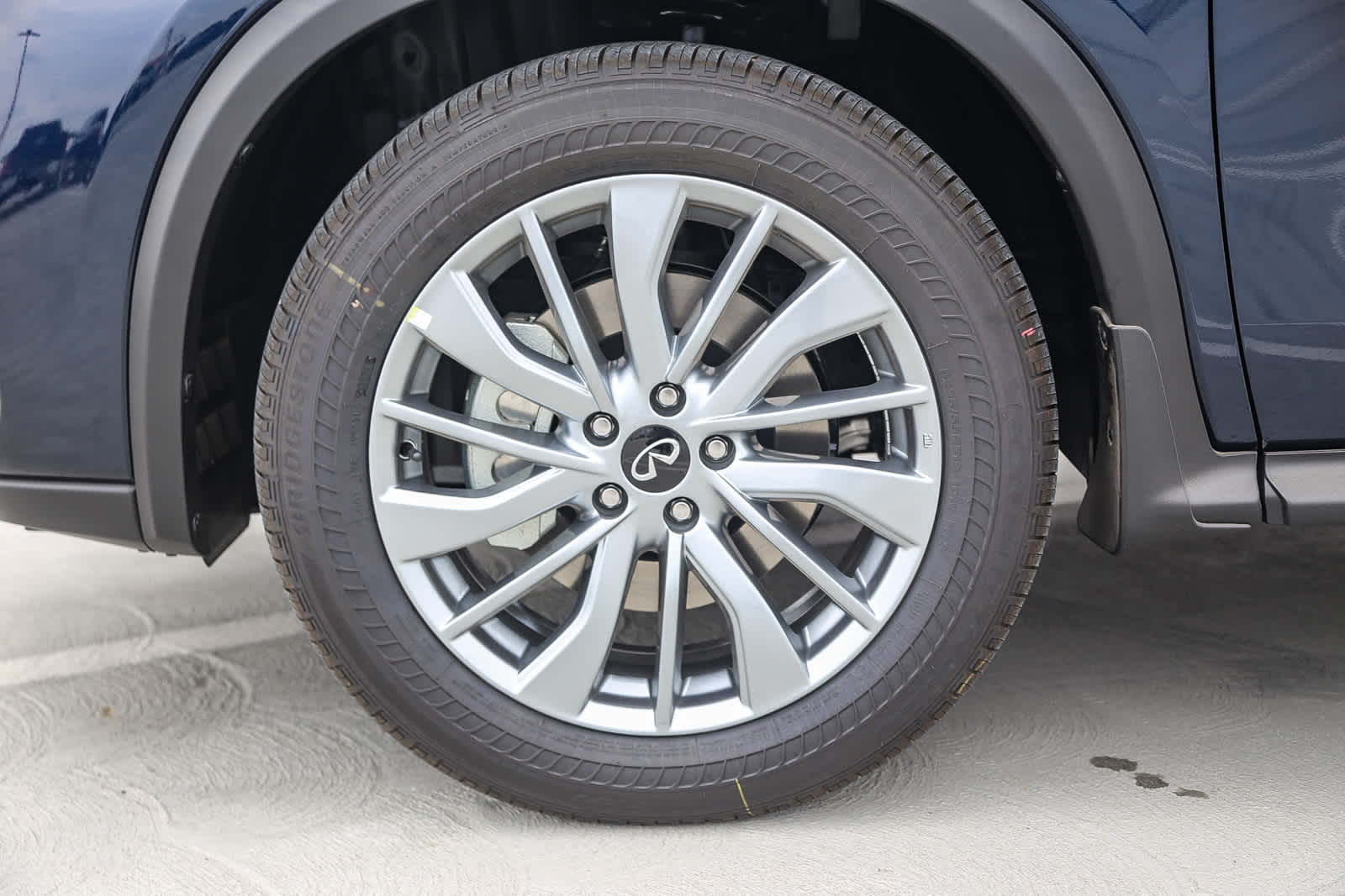 2025 Infiniti QX50 PURE AWD photo 11