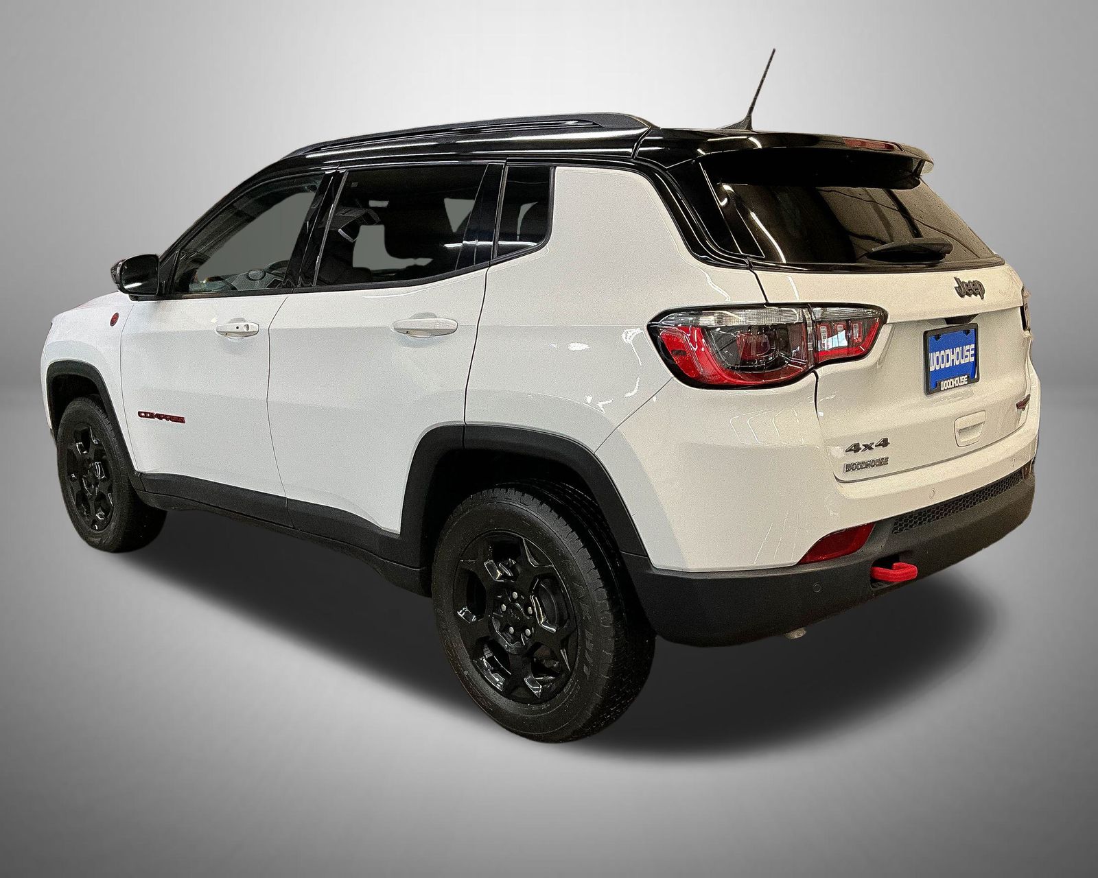 2023 Jeep Compass Trailhawk photo 4