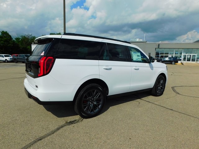 2025 Ford Expedition Platinum photo 3