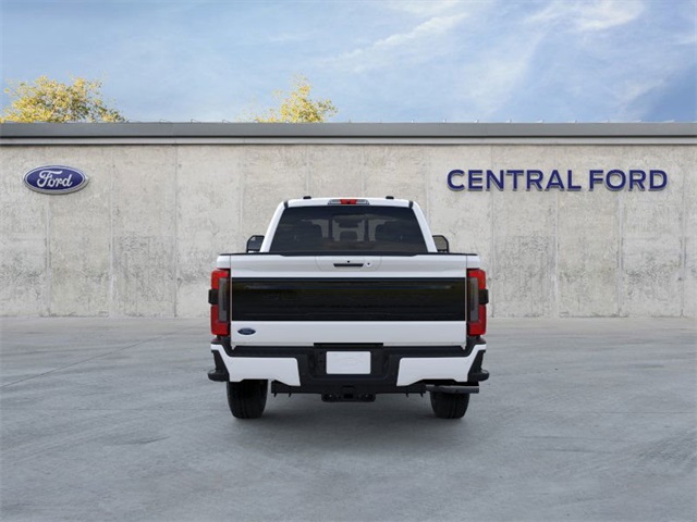 2026 Ford F-350 Platinum photo 4