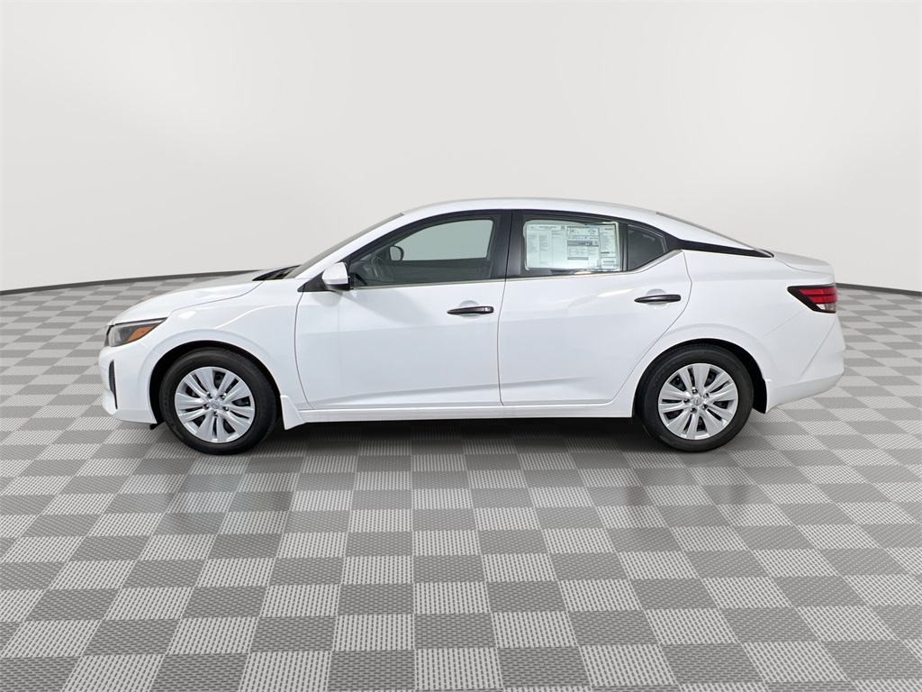 2025 Nissan Sentra S photo 4