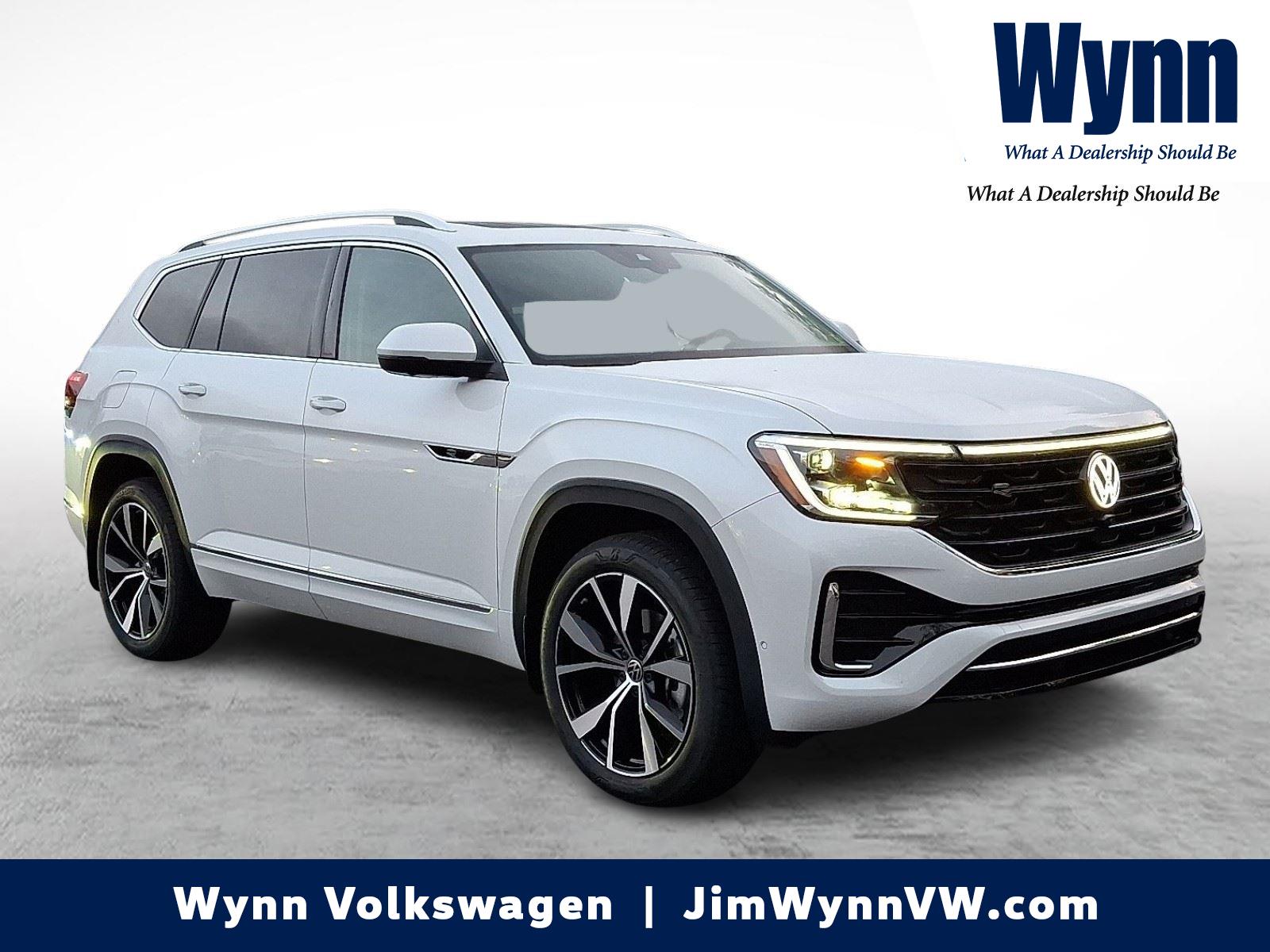 2026 Volkswagen Atlas SEL Premium R-Line's photo