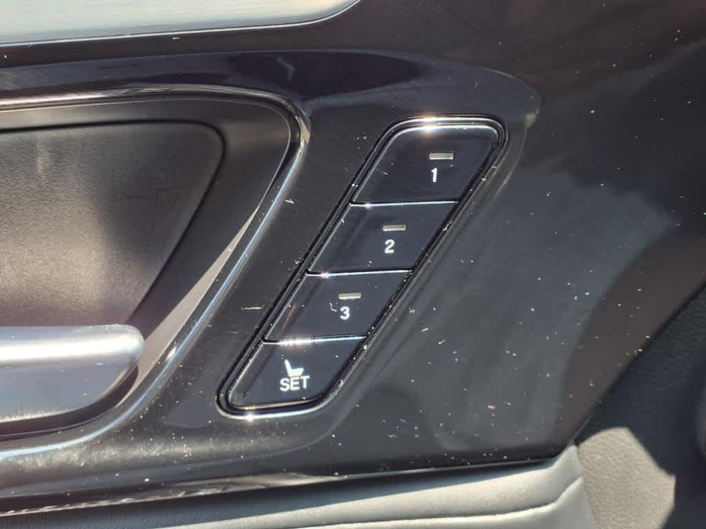 2023 Acura MDX SH-AWD Technology photo 14