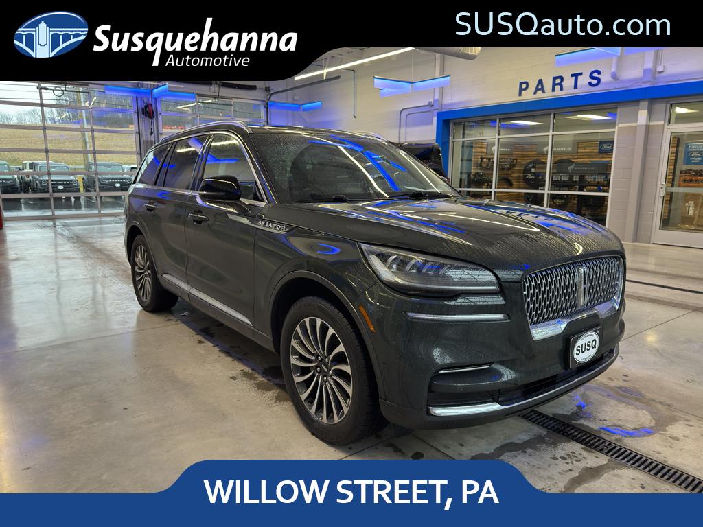 2023 Lincoln Aviator Reserve's photo