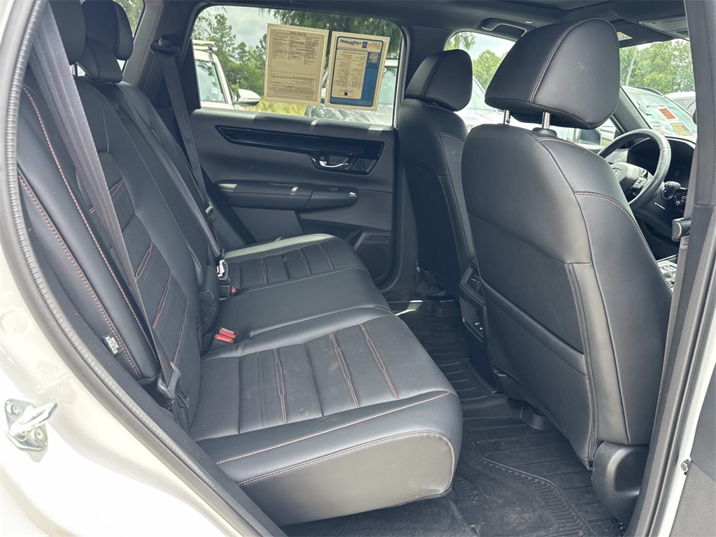 2024 Honda CR-V Hybrid Sport Touring photo 7